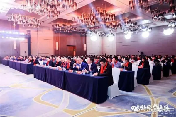 高能签约｜云华起磁悬浮荣膺美沃门窗“金牌战略合作伙伴”